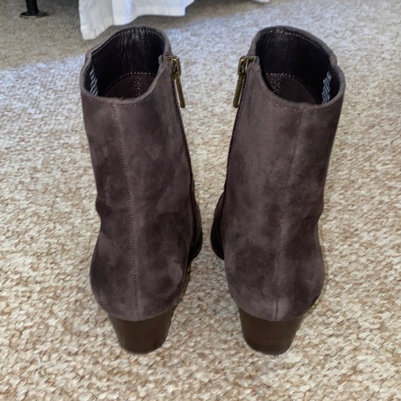 Lucky Brand Dark Brown Suede Boots whipstitch and Bronze Studs Size 7 - Picture 3 of 4
